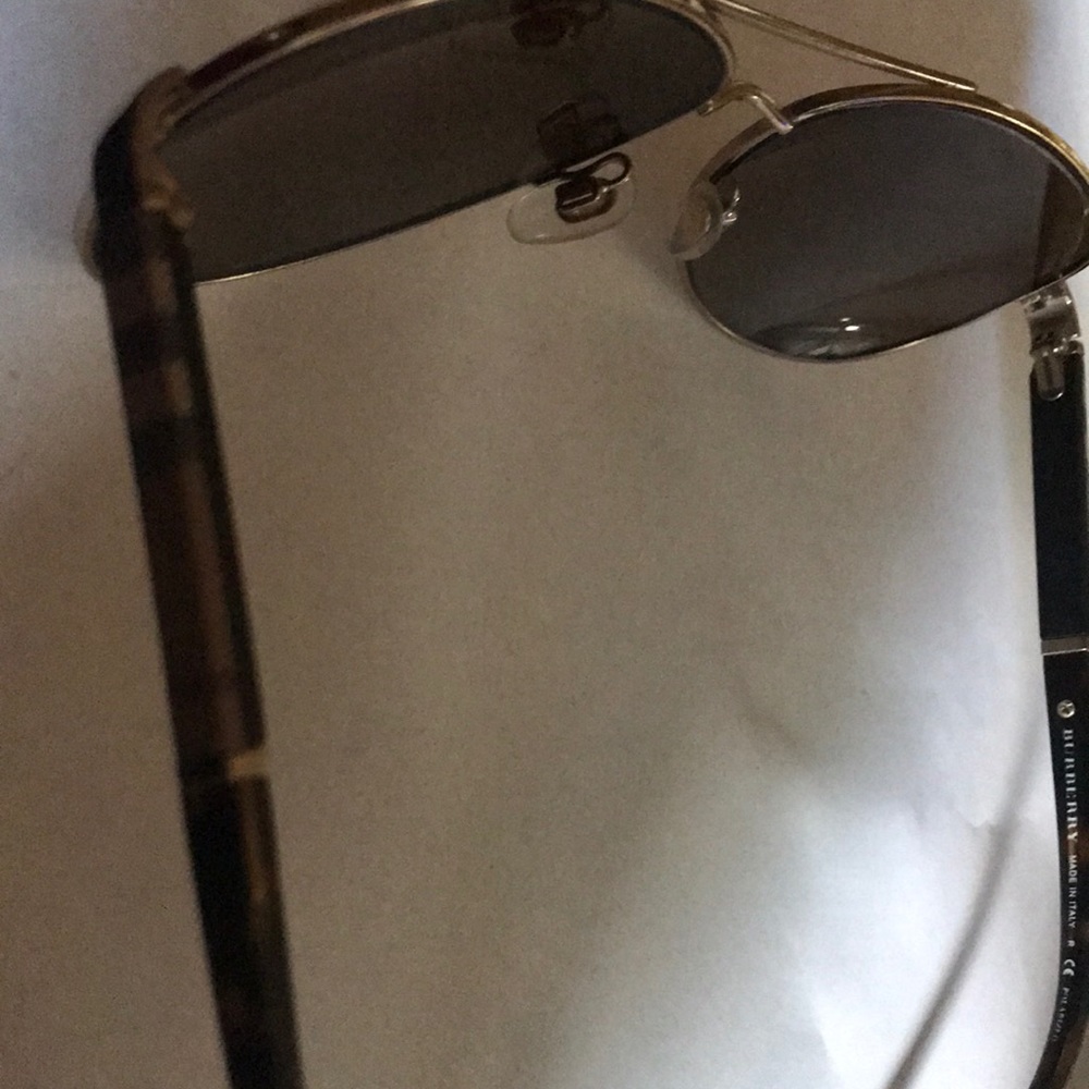 Burberry pilot sunglasses - Picture 2 of 2